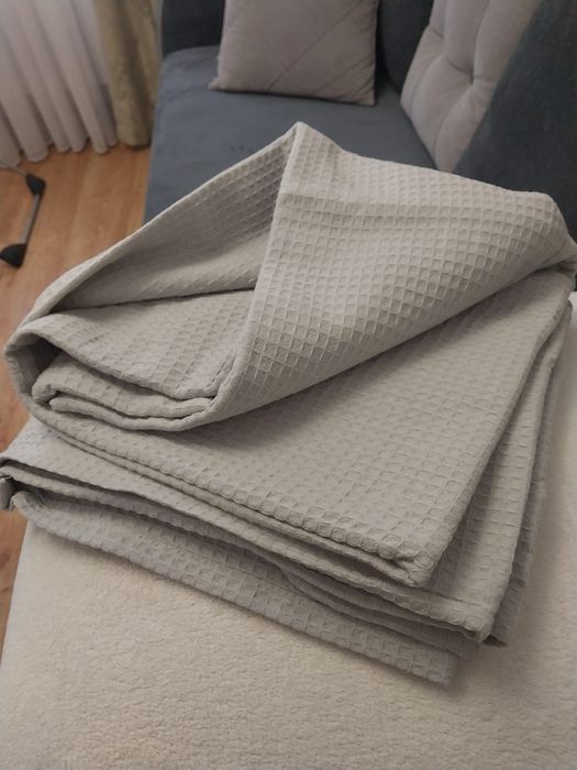 Покрывало летннее полуторка вафельное.