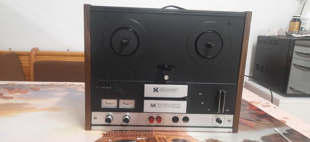 Magnetofon Neckermann N Recorder HI-FI Stereo an 1970