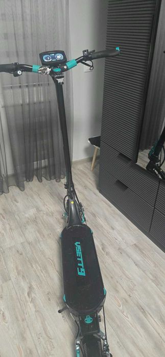 Тротинетка Vsett 9