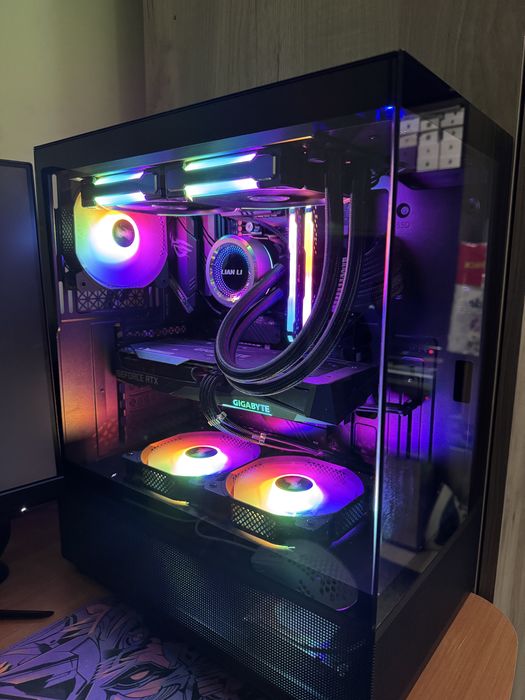 Геймърски Компютър + Монитор; Ryzen 5 5600x; 32Gb DDR4; RTX 3060 12Gb