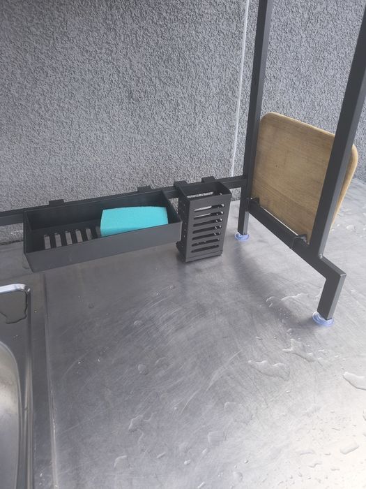 Dulap superior cu scurgator ,bucătărie,ușa pentru zona scurgator  ,