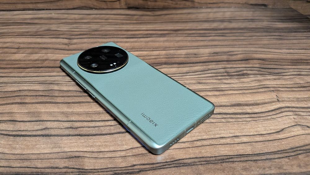 Xiaomi 13 ultra 512 GB 16+6 Ram пълен комплект Laica camera Green models