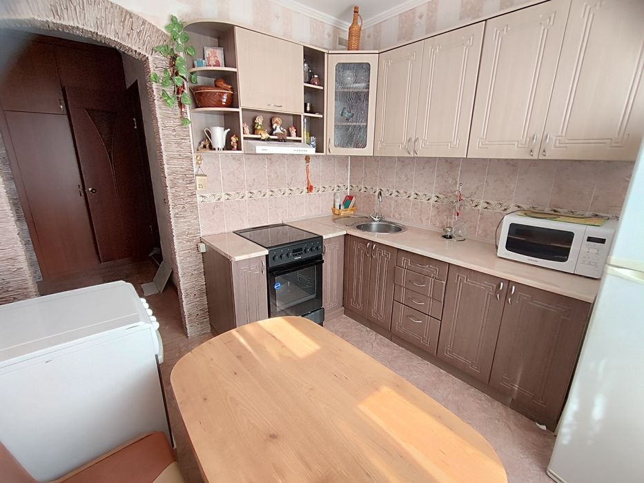 2-комн кв (9-37, 7 эт)