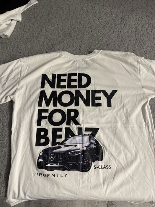 Mercedes и Nissan тениски