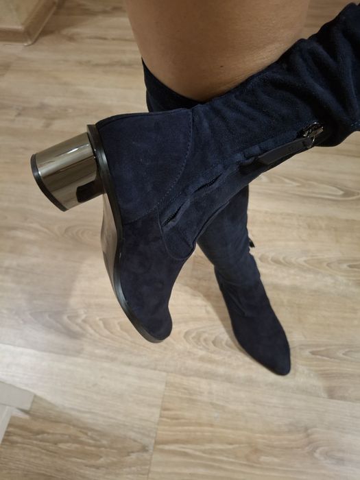 Продам трендовые сапоги чулки