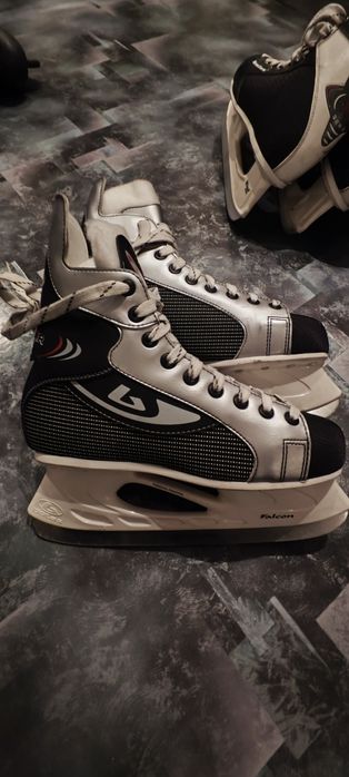 Коньки хоккейные BOTAS Pulsar 112 серии