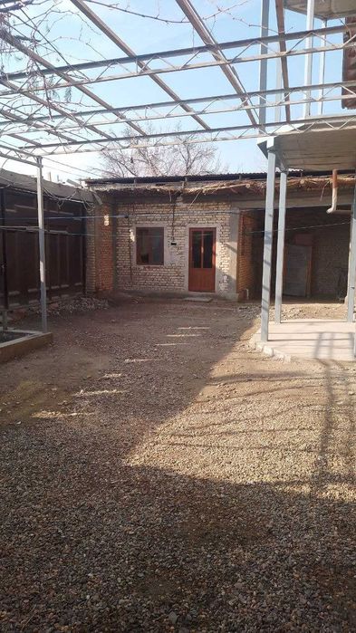 5 Сотихли участка сотилади Чорбакр кетиш юлида ор-р Амирхан ресторан