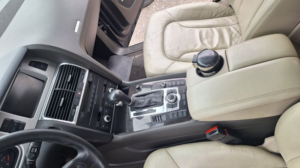 Audi Q7 4.2 TDI  V8,326 к.с. ,20 броя на части