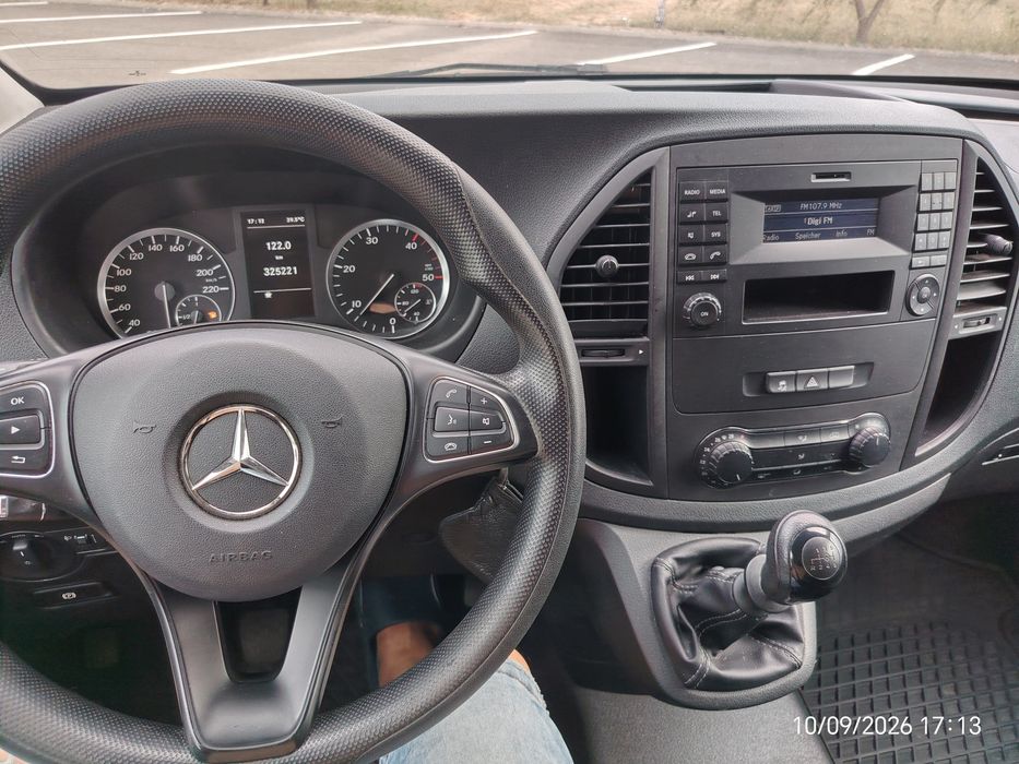 Mercedes Vito Tourer 116 cdi, 8 locuri model 2017