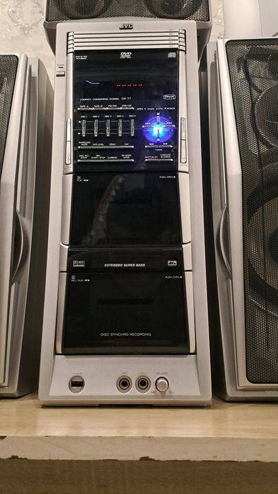 Muzikalniy sentr 7000 watt