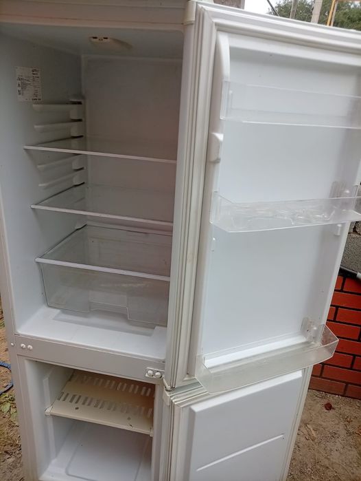 Холодильник продам