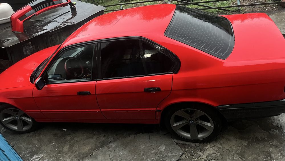 Продам BMW e34 525