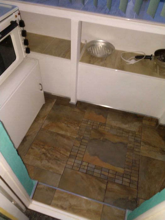 Продава се Тристаен апартамент в Варна, Младост 1 - 7953 кв.м за 12 €/кв.м - Снимка #6