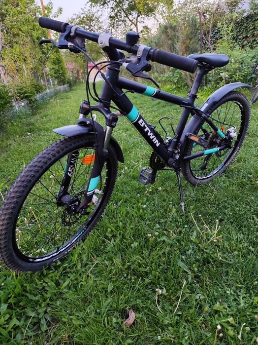 Vând bicicleta Rockrider 700