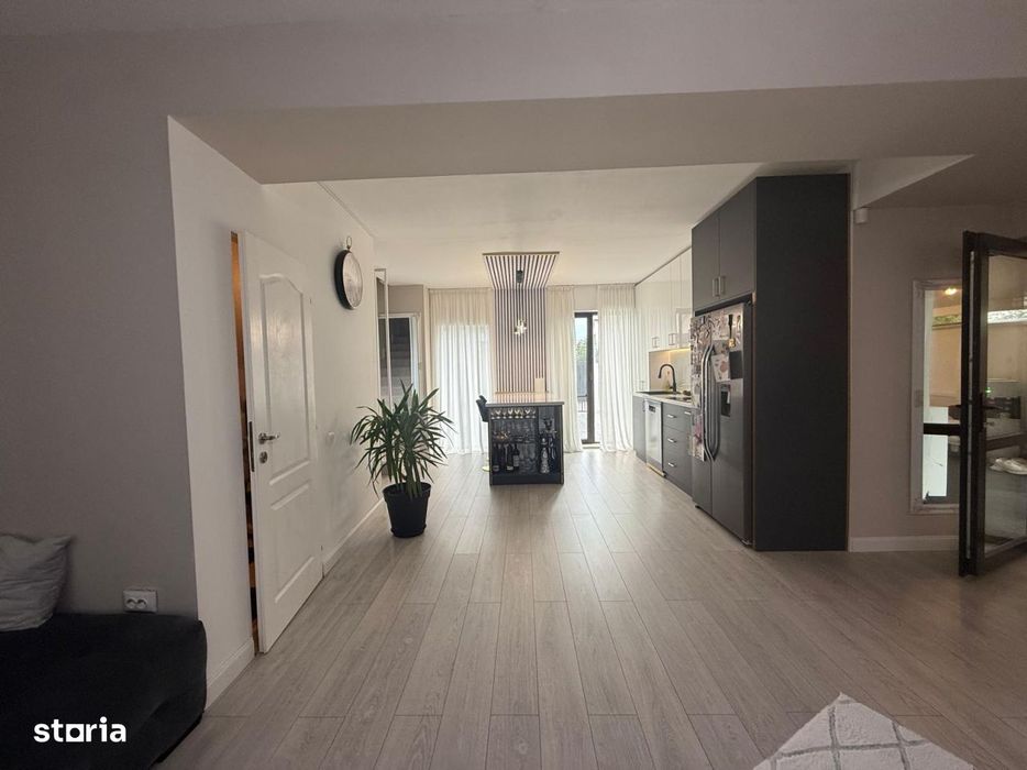 Vila transformata integral | Irish Villa Domnesti | Terasa inchisa