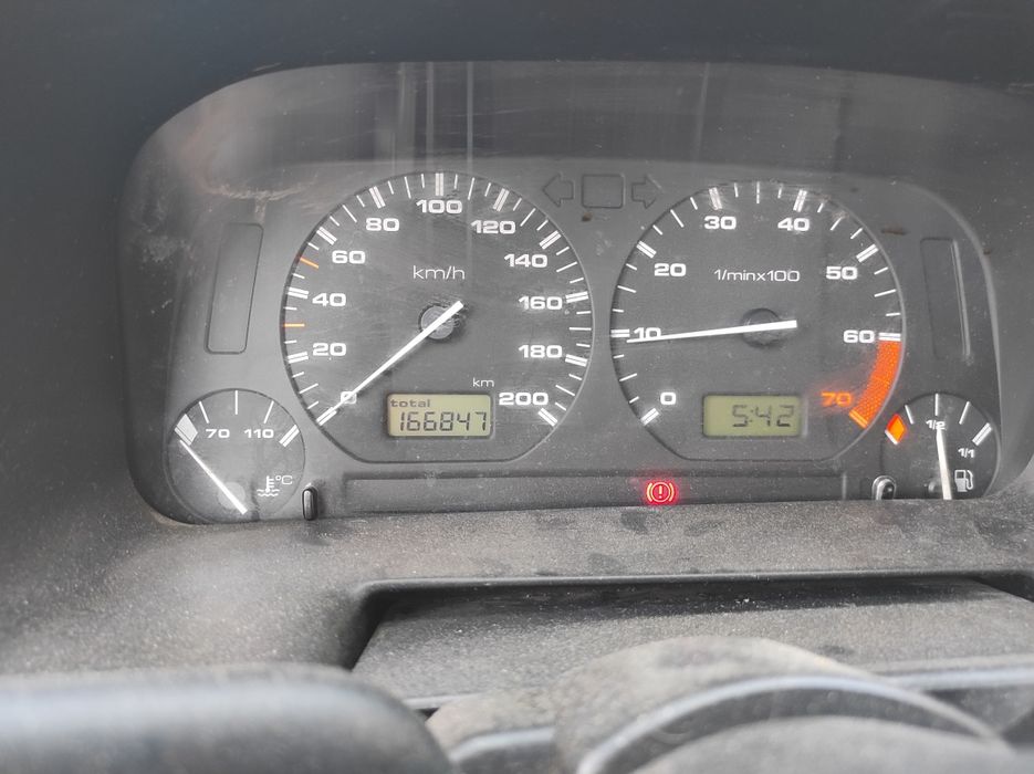Продавам на части VW POLO 1.0 1997г.