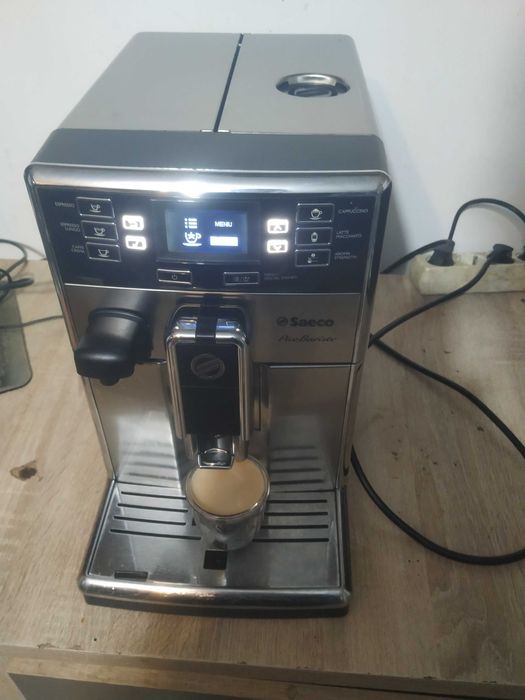 Espressor automat cafea Saeco PicoBaristo SM5460/10