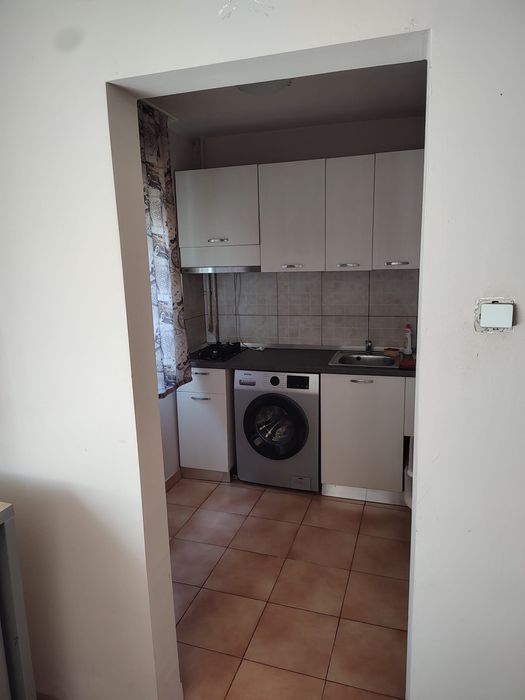 Inchiriez apartament cu o camera - Lipovei