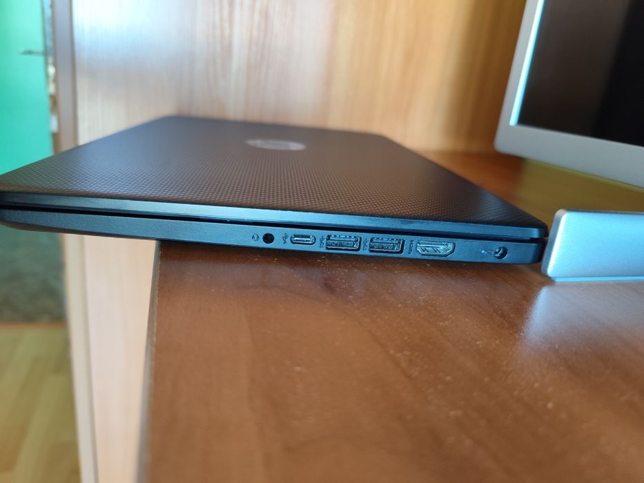 Лаптоп HP 14S-FQ0004NU-НОВ