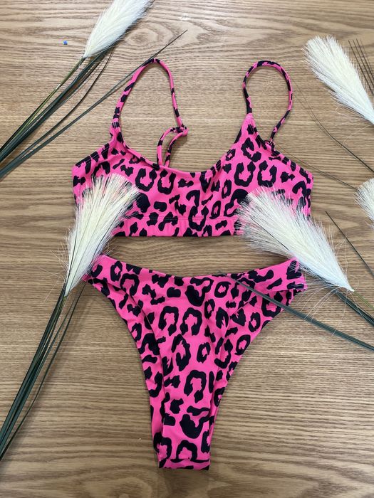 Бански от висококачествена материя