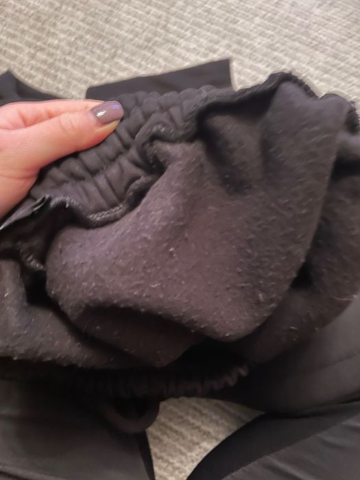 Trening negru , vatuit pe interior