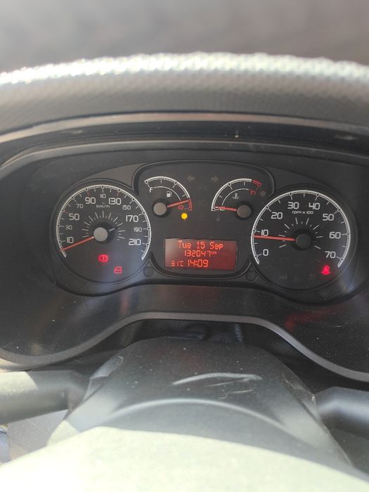 Vând Fiat doblo maxi