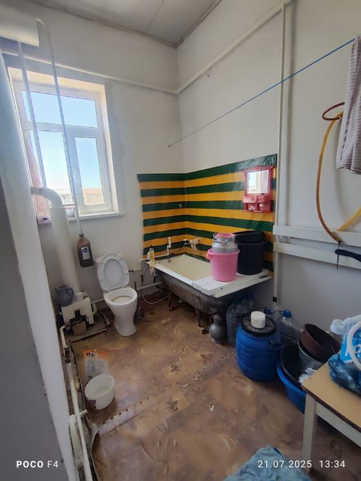 Жай сатылады Тахиаташта.