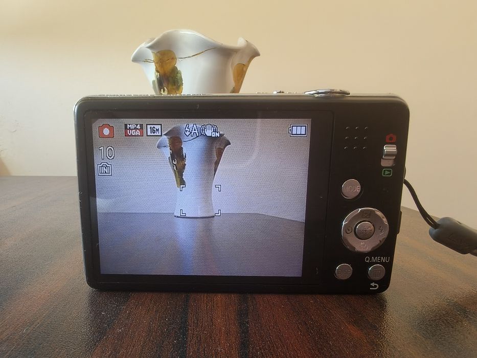 Дигитален фотоапарат Panasonic Lumix 16 MP