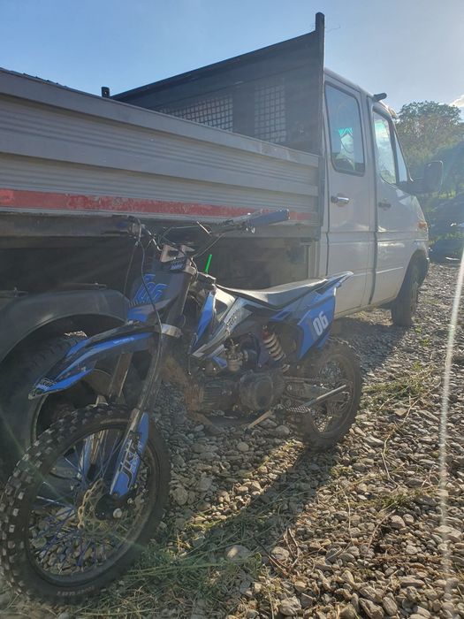 Vând cross 125 cc