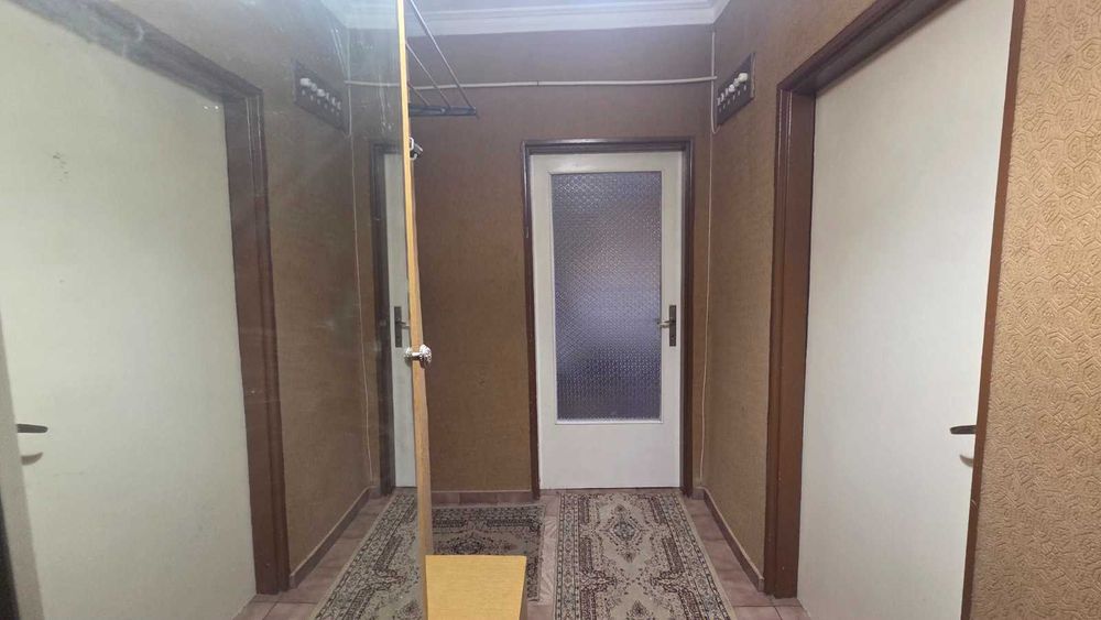 тристаен , обзаведен апартамент под наем