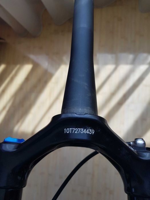 Roti Carbon Giant XCR2 Boost 29 NOI (sau DT Swiss X1900)