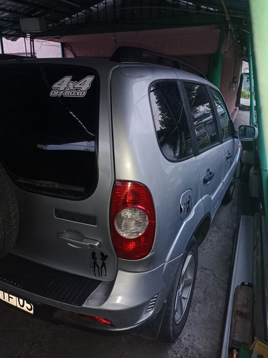 Шевроле нива 2010