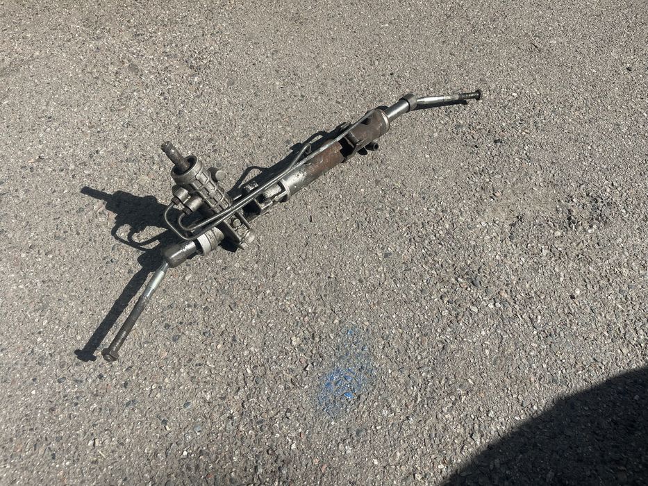 Рулевая рейка BMW е36 Продам