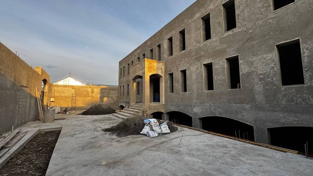 Продается Здание под Гостиницу 24  номеров