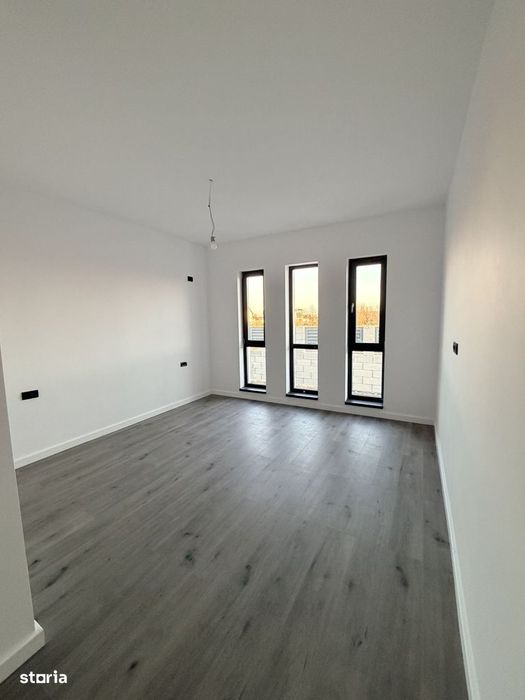 Casa individuală Domnesti, 4 camere 2 băi , 400 mp teren