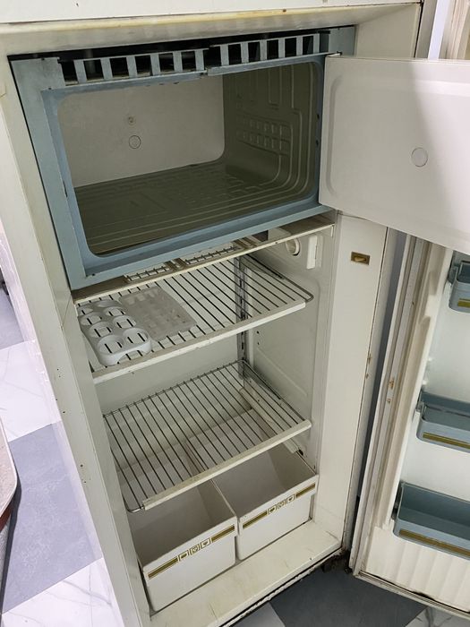 Продам холодильник рабочий