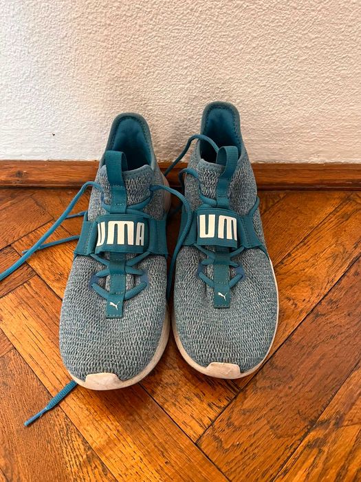 Adidasi de alergat PUMA albastri numarul 41 EU