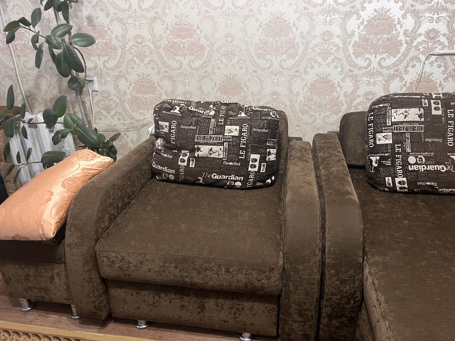 Отдам диван в хорошем состоянии