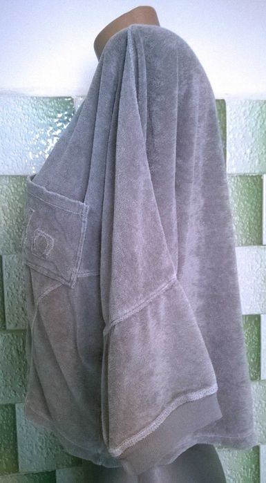 Bluza gri deschis larga cu maneci 3/4 fluture, buzunar mare pe bust