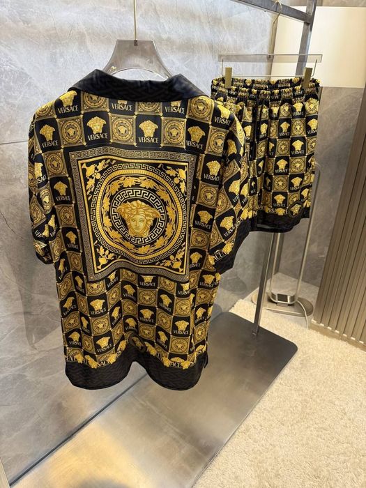 Мъжки къси екипи