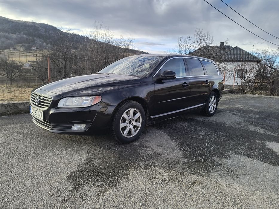 Volvo v 70 din anul 2014