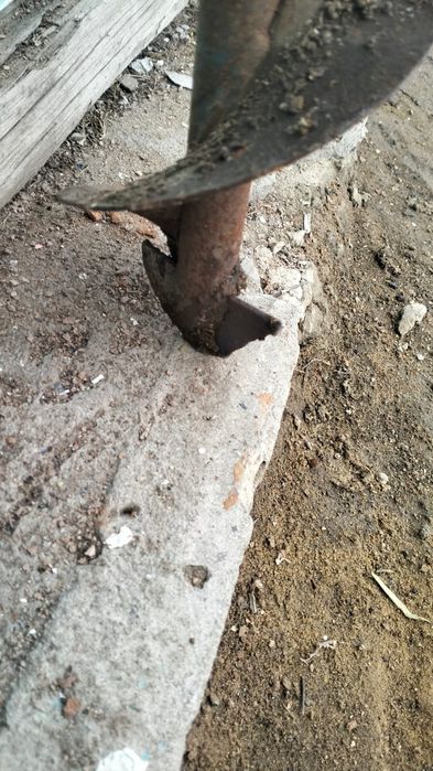 Бур ручной для земли