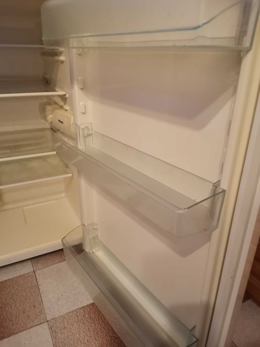 Хладилник Miele 85см/55см/60см
