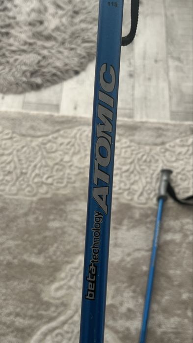 Vând bețe ski ATOMIC Beta Technology