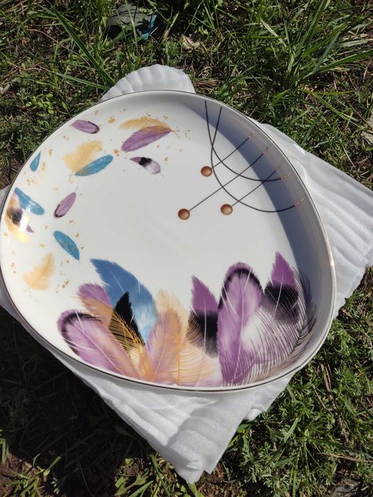 Наборы посуды 32 предмета и 28 предметов