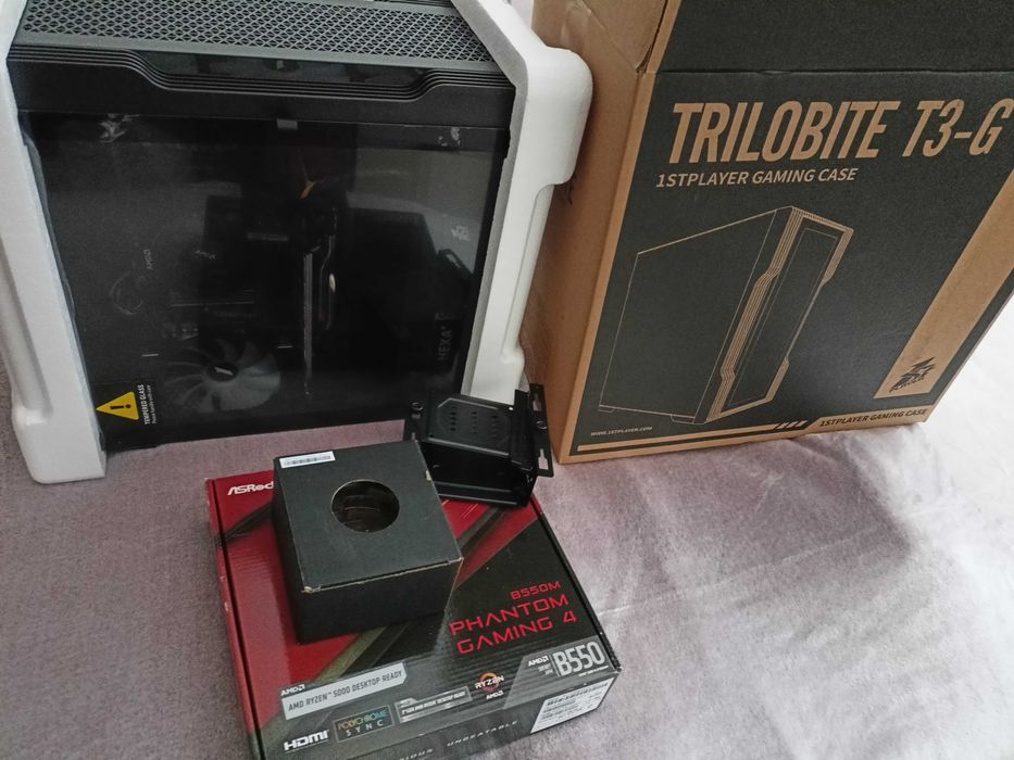 Геймърски компютър,ryzen 3600XT,16gb ram,1TB nvme,RX 480 nitro+ 8gb.