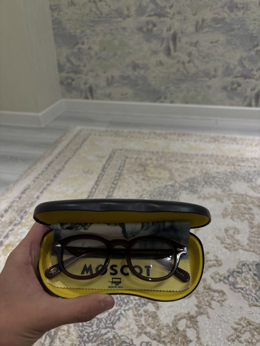 Очки MOSCOT почти новые — дешевле магазина