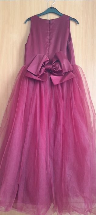 Официална детска рокля.