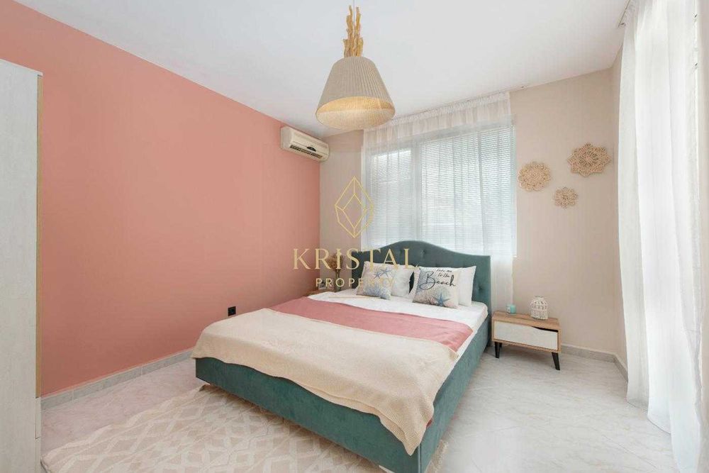 Продава се Тристаен апартамент в к.к. Слънчев бряг - 81 кв.м за 1210 €/кв.м - Снимка #7