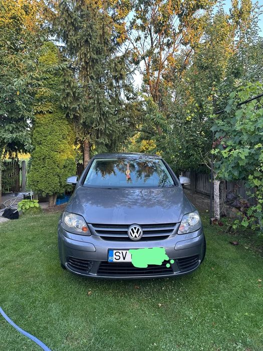Vînd Golf 5 Plue